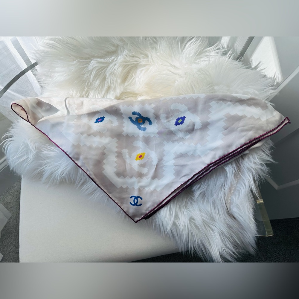 Silk Chanel Scarf - Picture 3 of 5
